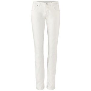 Cabi size 6 white slim boyfriend jeans